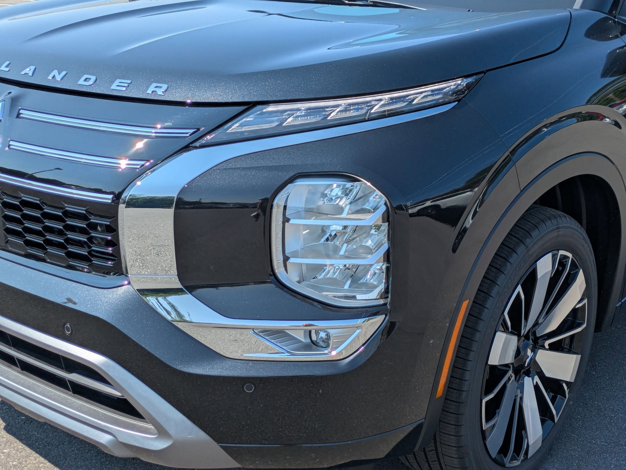 2025 Mitsubishi Outlander SEL