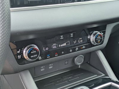 2025 Mitsubishi Outlander SEL