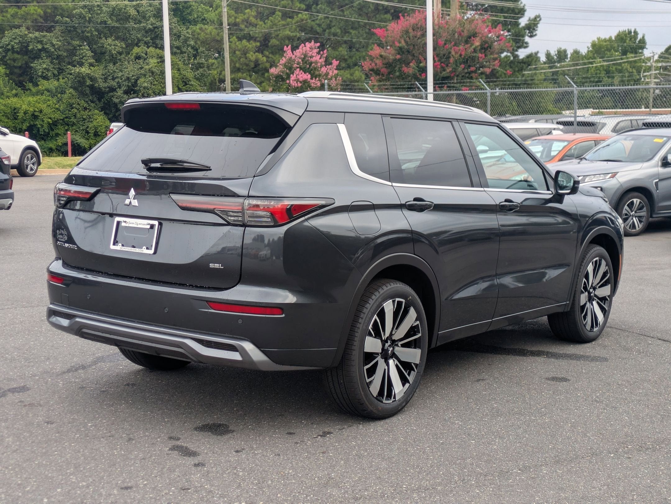 2025 Mitsubishi Outlander SEL