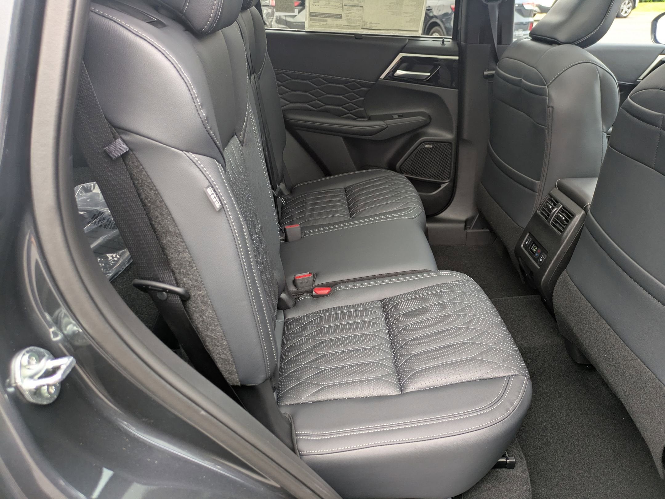 2025 Mitsubishi Outlander SEL