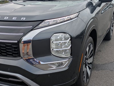 2025 Mitsubishi Outlander SEL