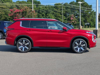 2025 Mitsubishi Outlander SEL