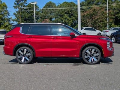 2025 Mitsubishi Outlander SEL