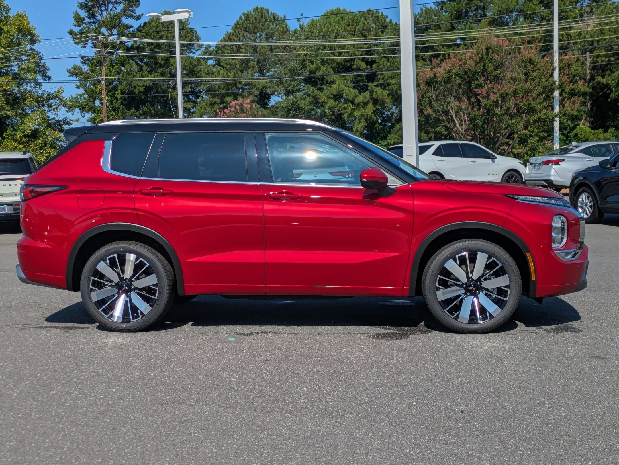 2025 Mitsubishi Outlander SEL