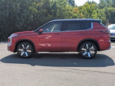2025 Mitsubishi Outlander SEL