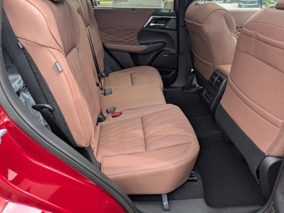 2025 Mitsubishi Outlander SEL