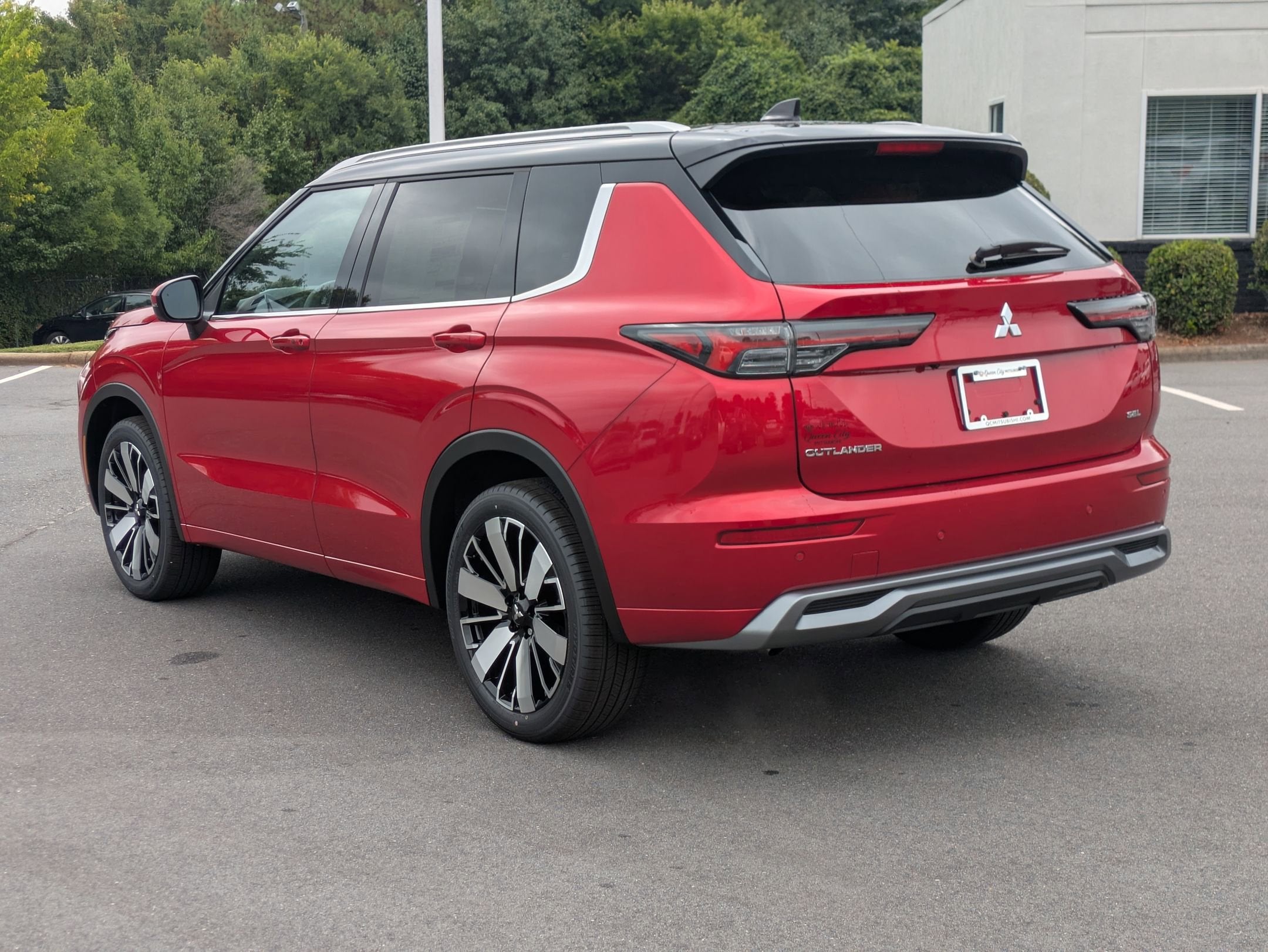 2025 Mitsubishi Outlander SEL