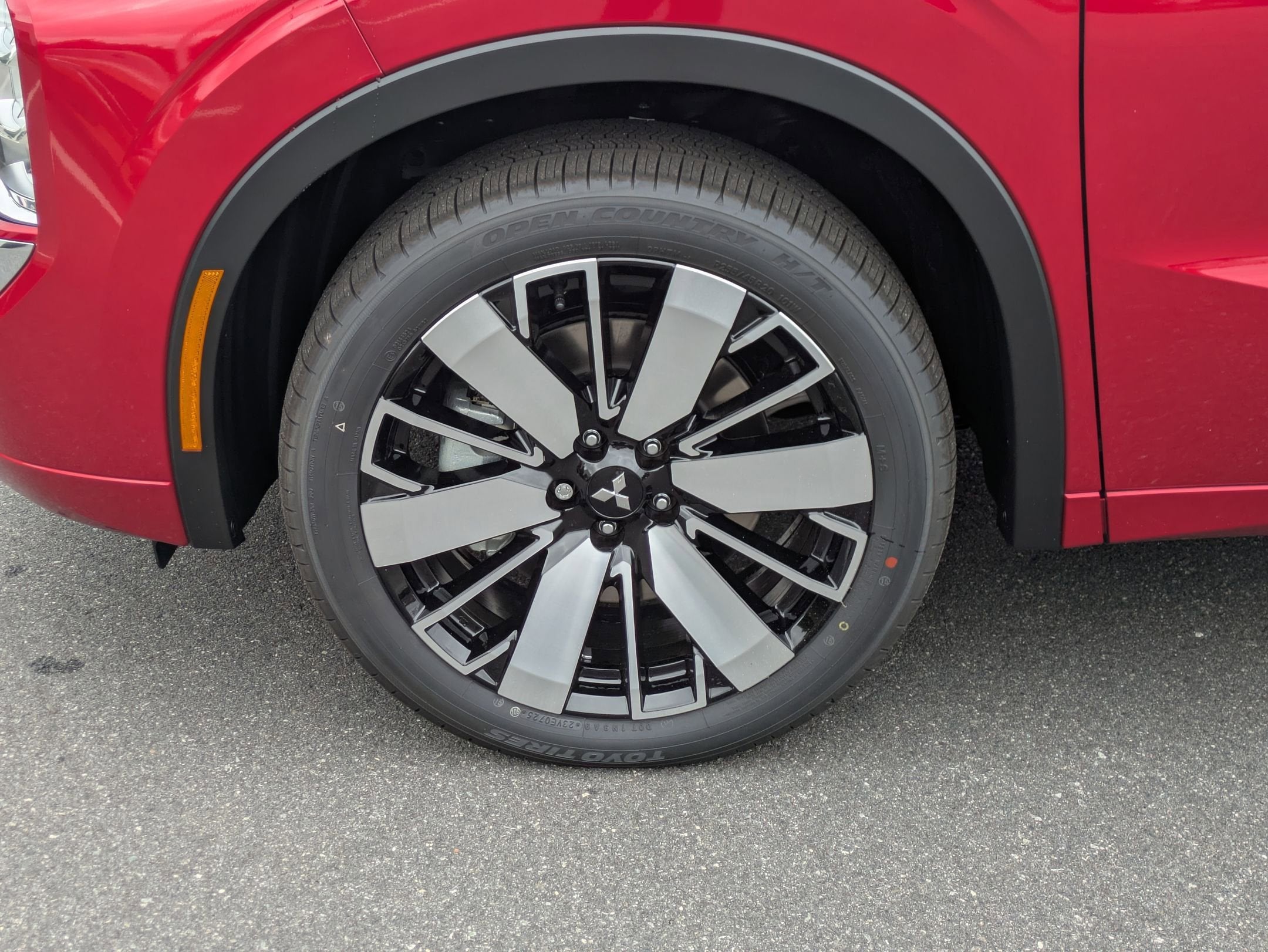 2025 Mitsubishi Outlander SEL