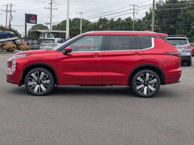 2025 Mitsubishi Outlander SEL