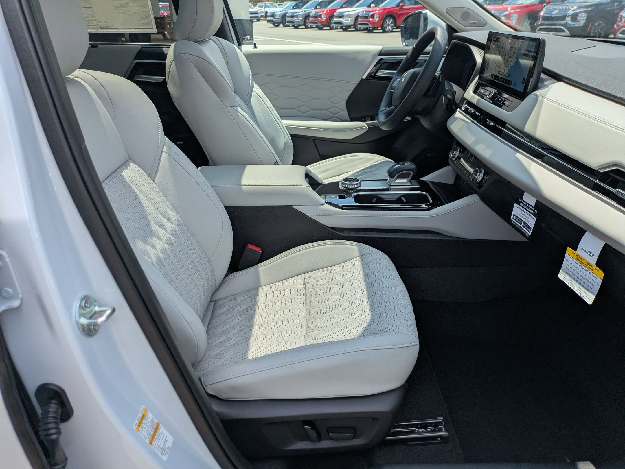 2025 Mitsubishi Outlander SEL