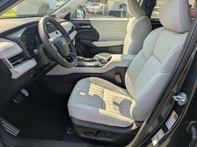 2025 Mitsubishi Outlander SEL