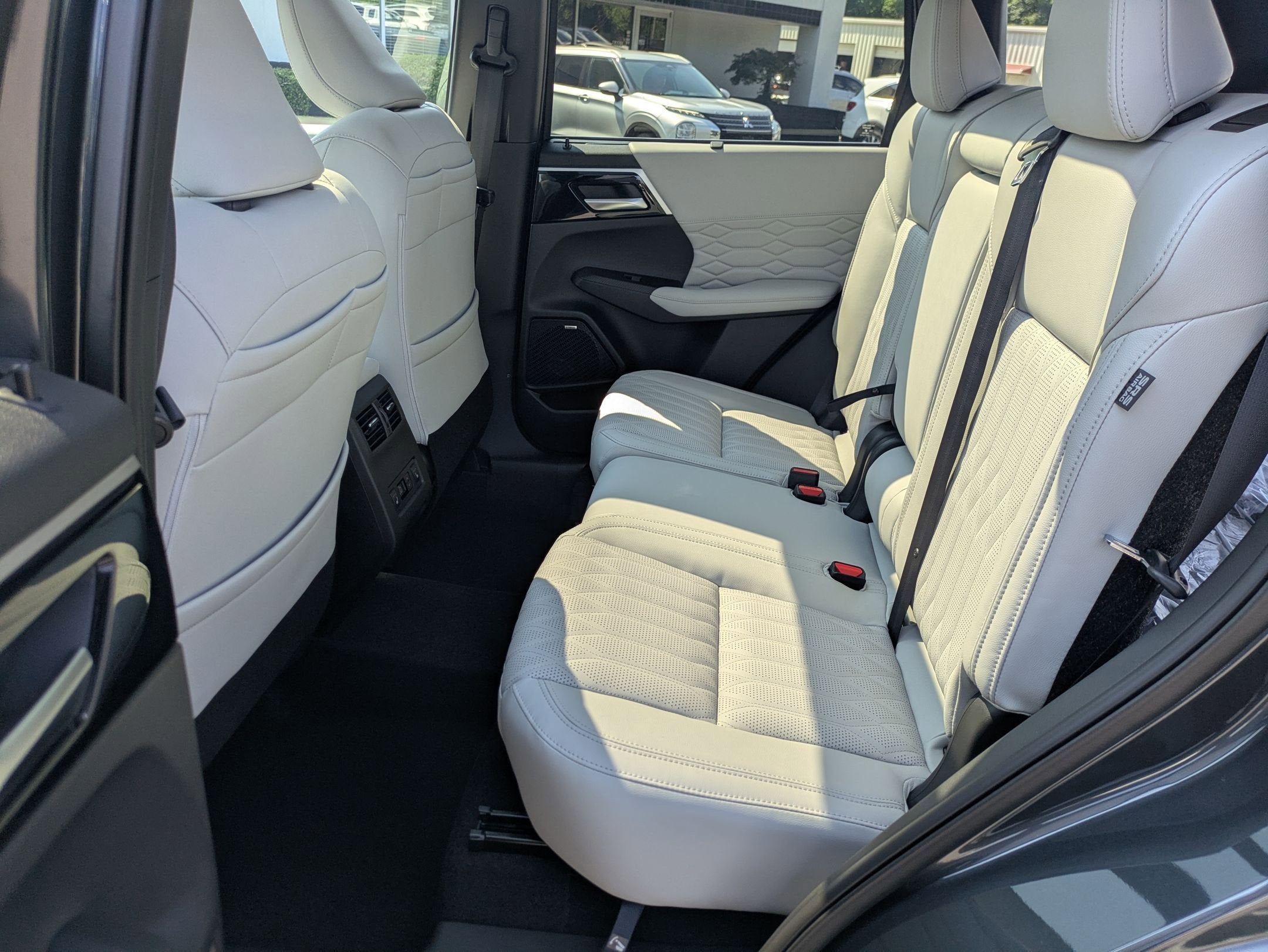 2025 Mitsubishi Outlander SEL