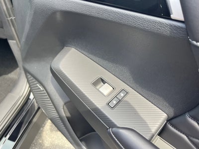 2025 Mitsubishi Outlander SEL