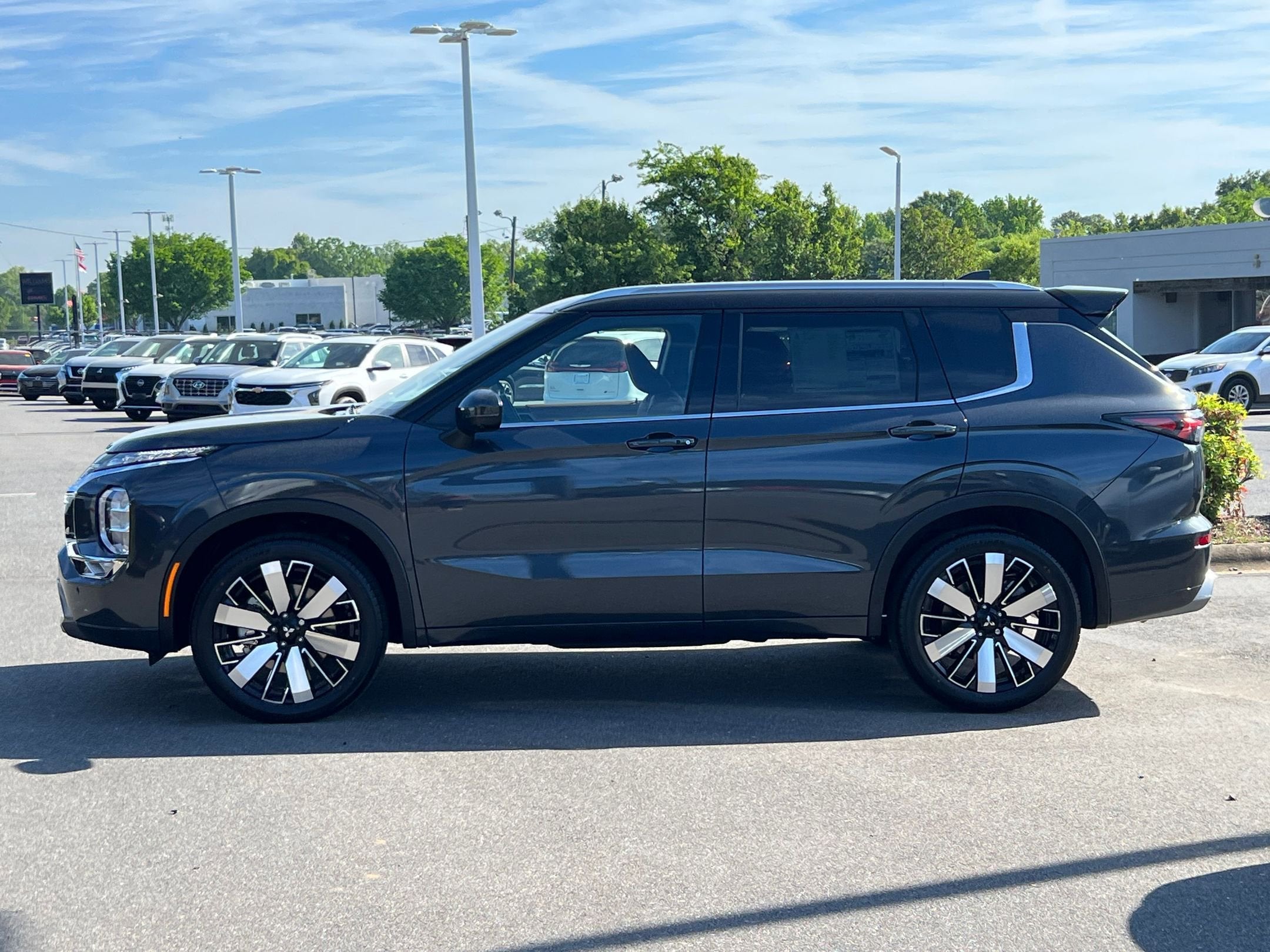 2026 Mitsubishi Outlander SEL