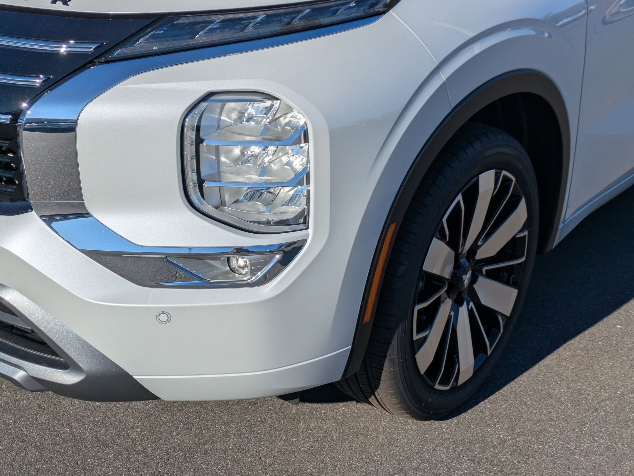 2026 Mitsubishi Outlander SEL