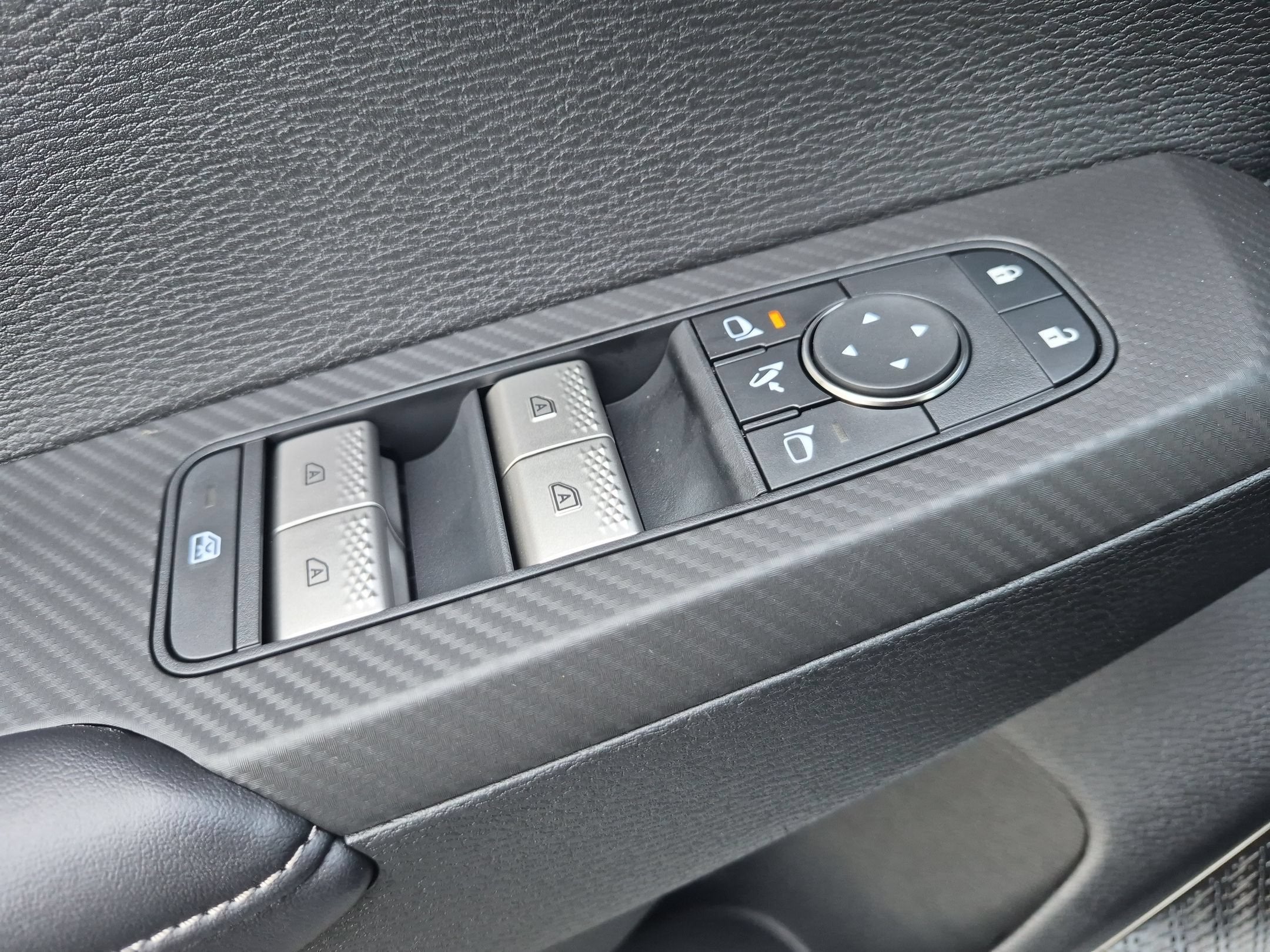 2026 Mitsubishi Outlander Black Edition