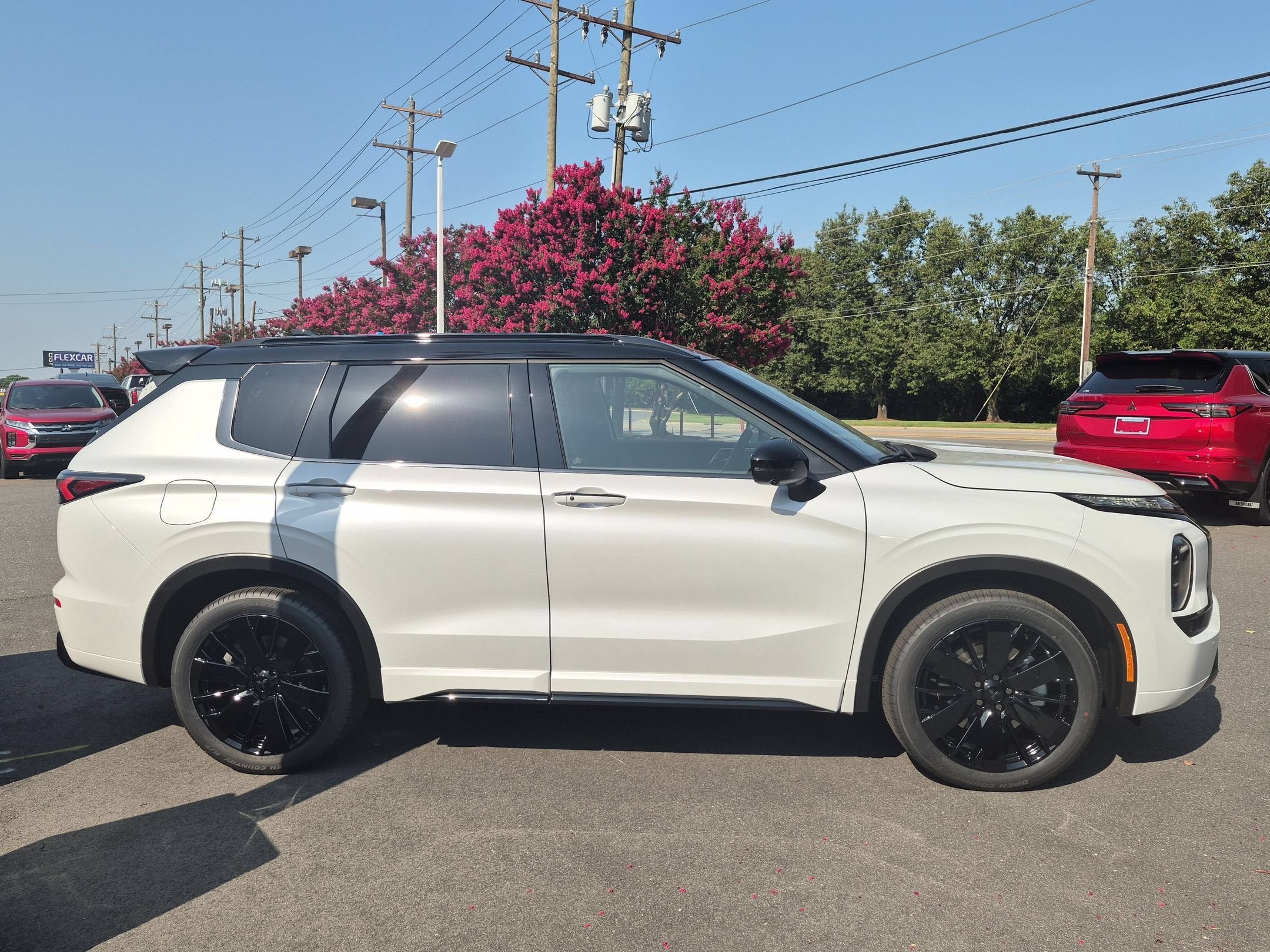 2026 Mitsubishi Outlander Black Edition