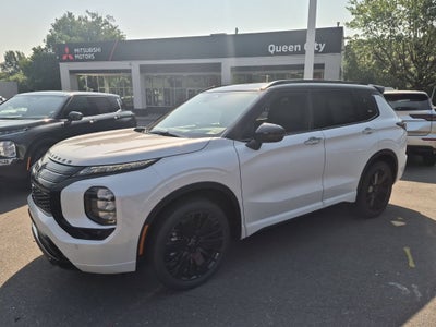 2026 Mitsubishi Outlander Black Edition