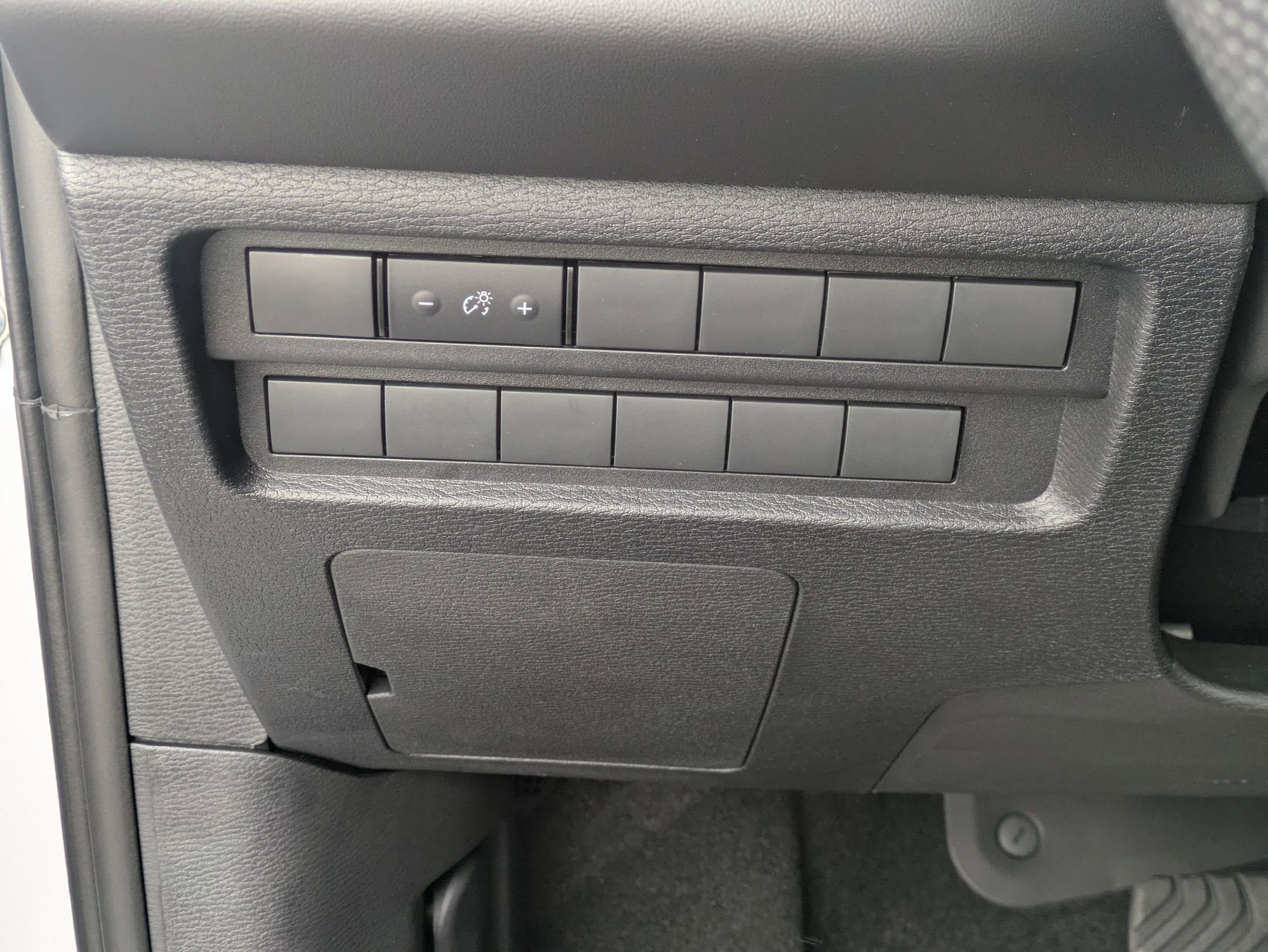 2025 Mitsubishi Outlander ES