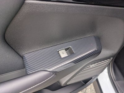 2025 Mitsubishi Outlander ES