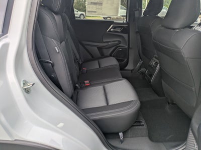 2025 Mitsubishi Outlander ES