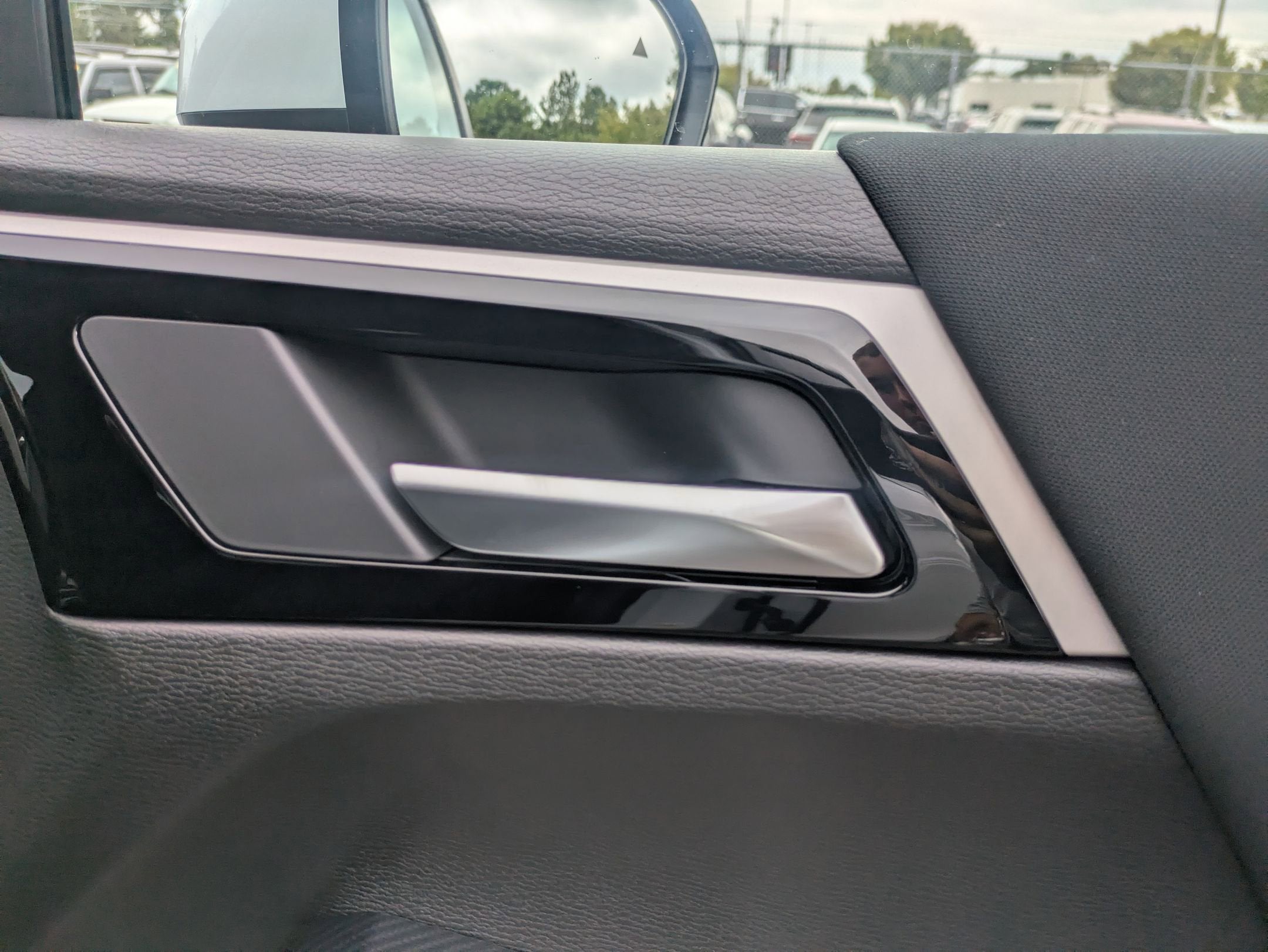 2025 Mitsubishi Outlander ES