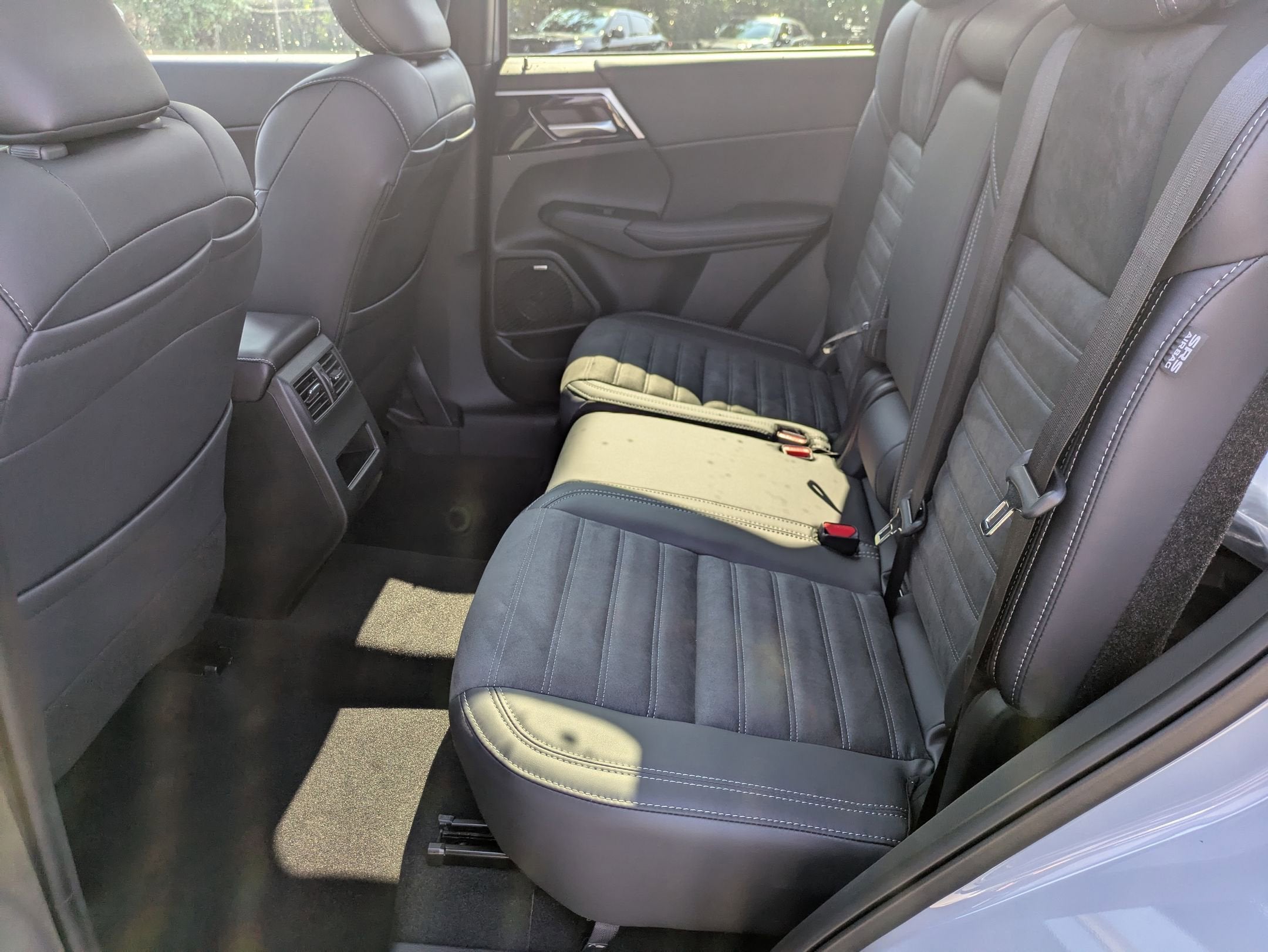 2025 Mitsubishi Outlander Trail Edition