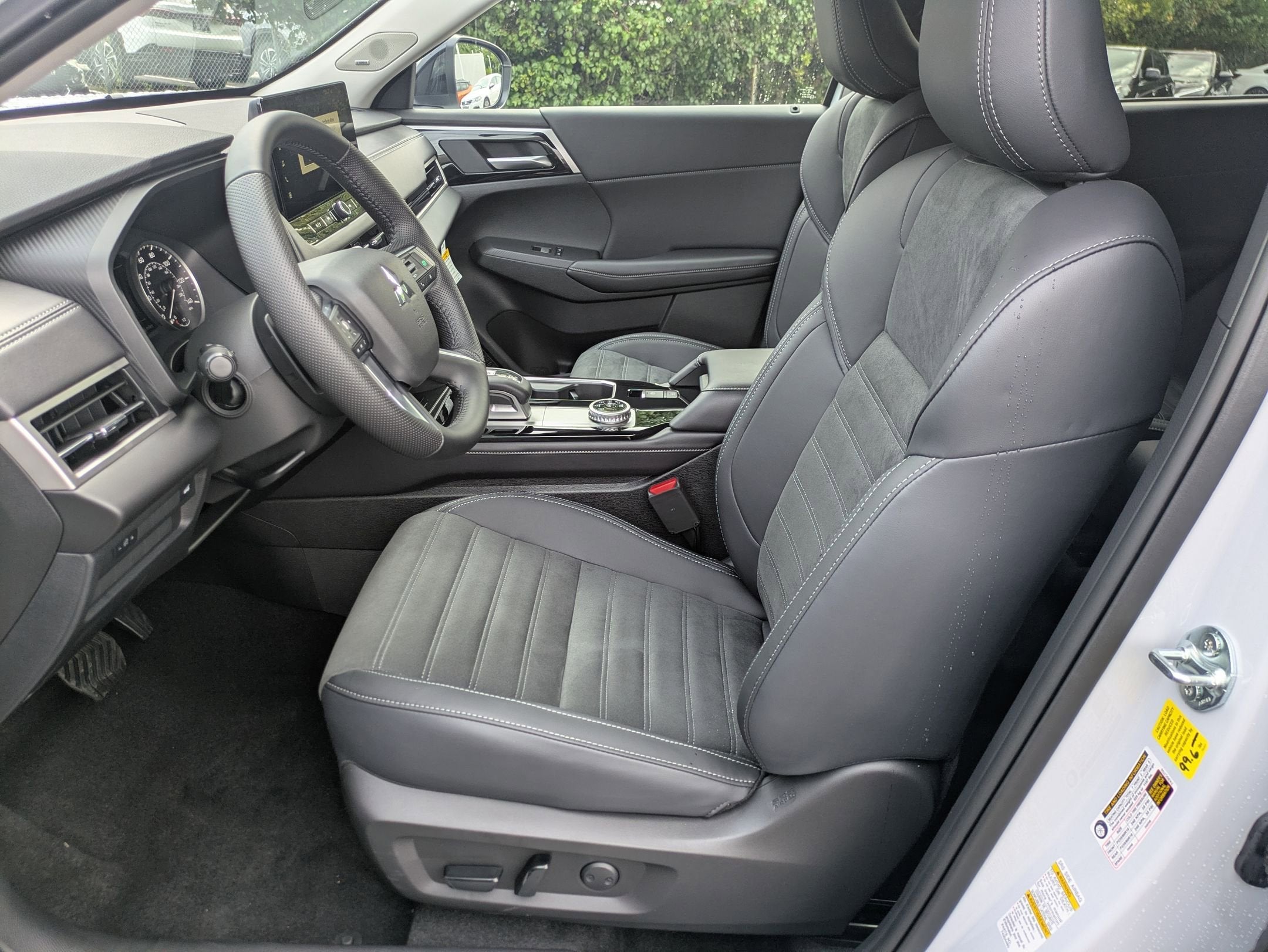 2025 Mitsubishi Outlander Trail Edition