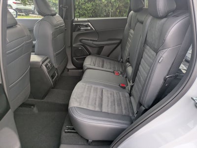 2025 Mitsubishi Outlander Trail Edition