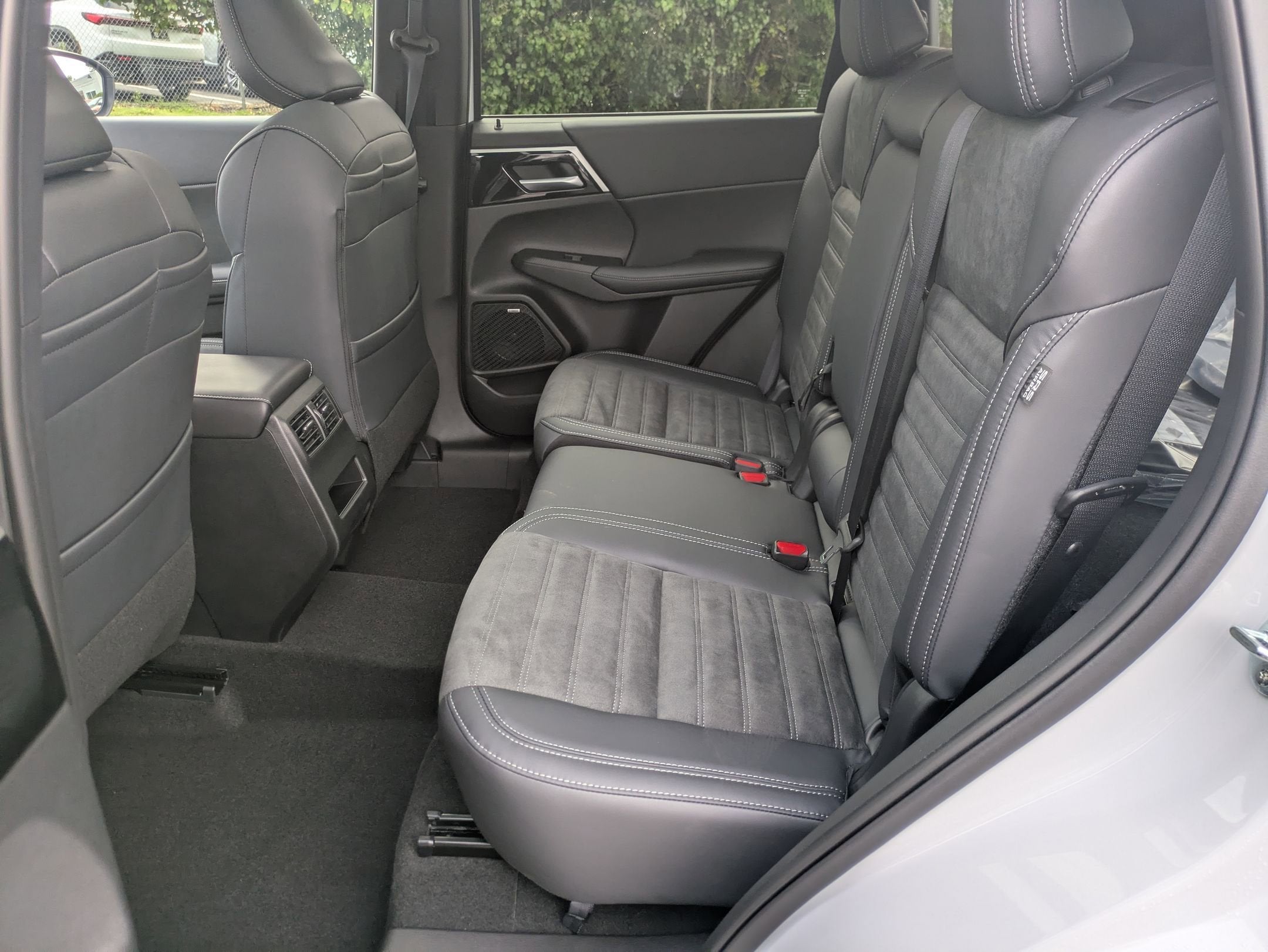 2025 Mitsubishi Outlander Trail Edition