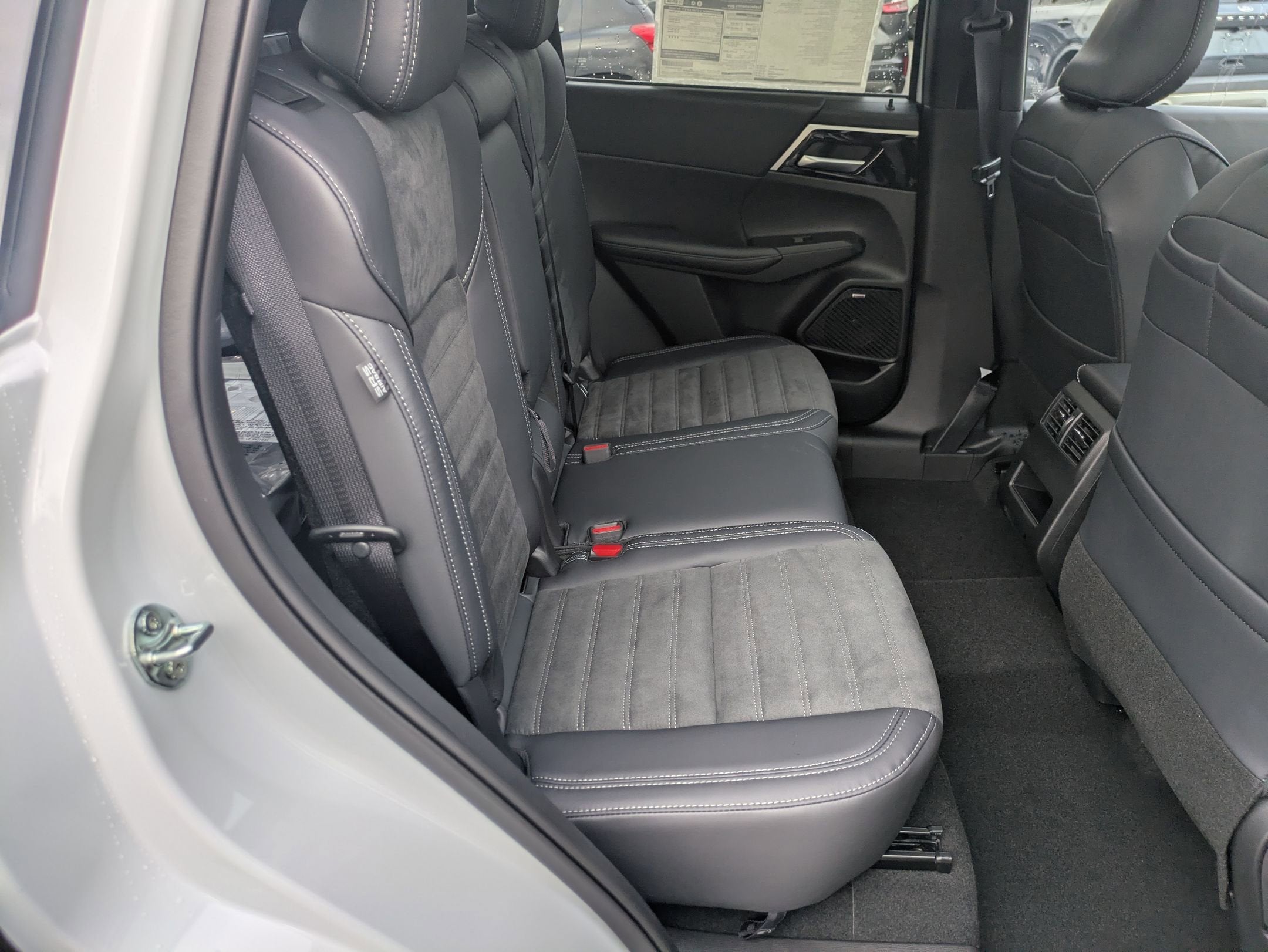 2025 Mitsubishi Outlander Trail Edition