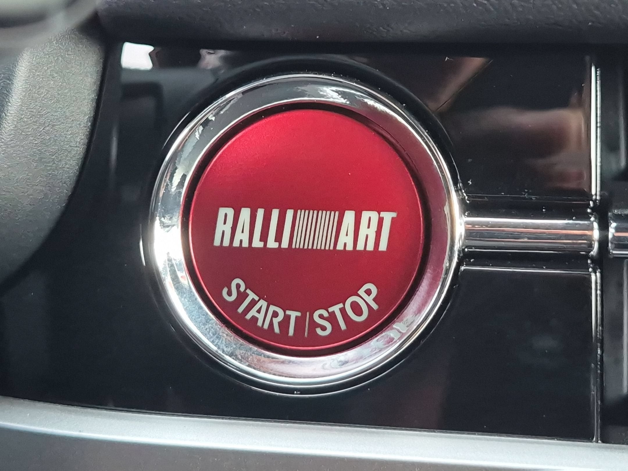 2026 Mitsubishi Outlander Ralliart