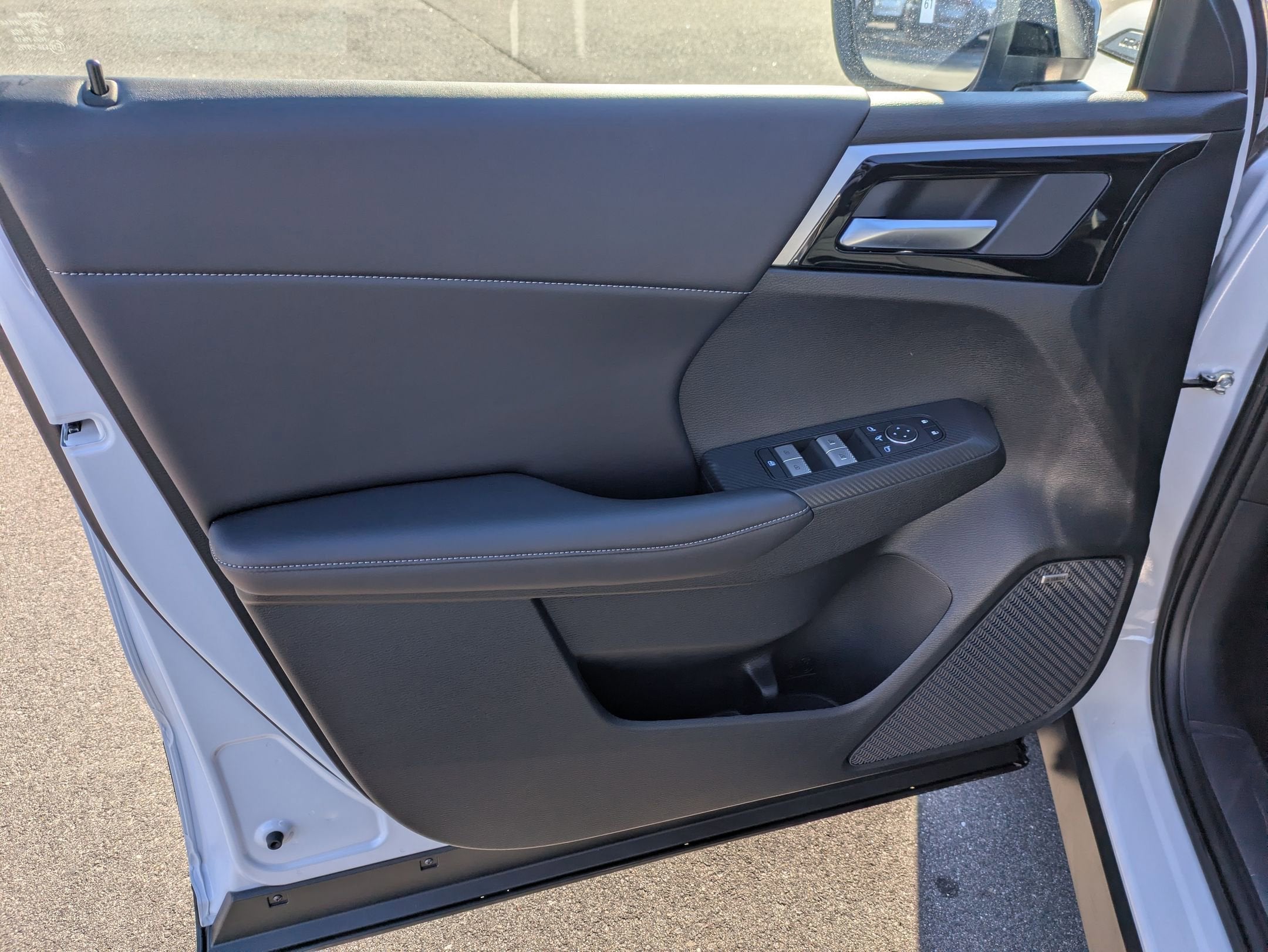 2026 Mitsubishi Outlander Trail Edition