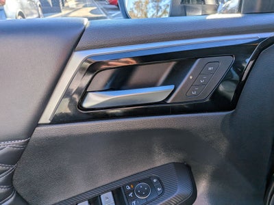 2023 Mitsubishi Outlander PHEV SEL