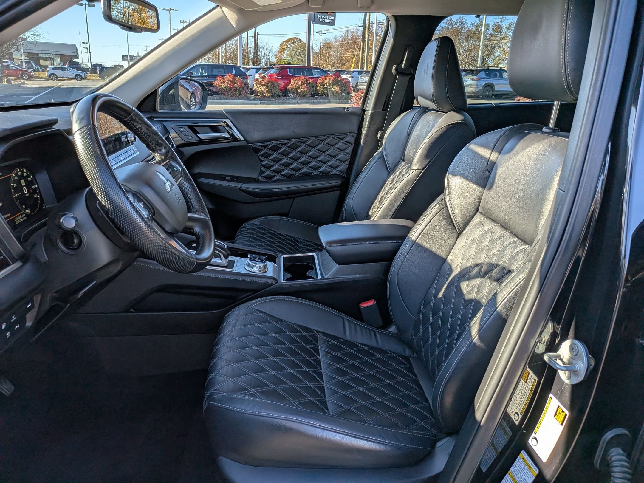 2023 Mitsubishi Outlander PHEV SEL