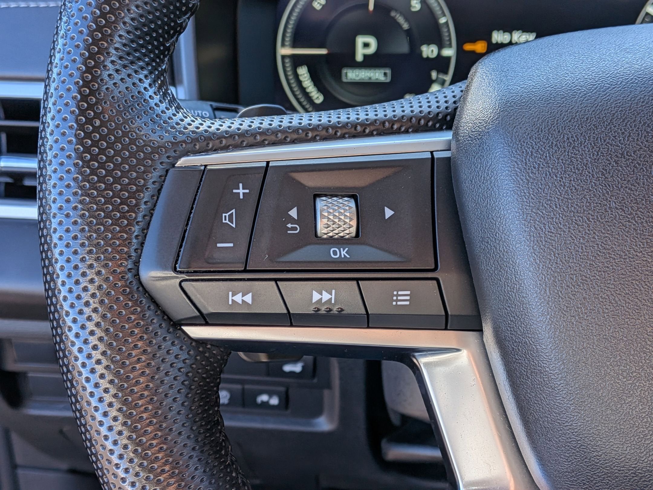 2023 Mitsubishi Outlander PHEV SEL