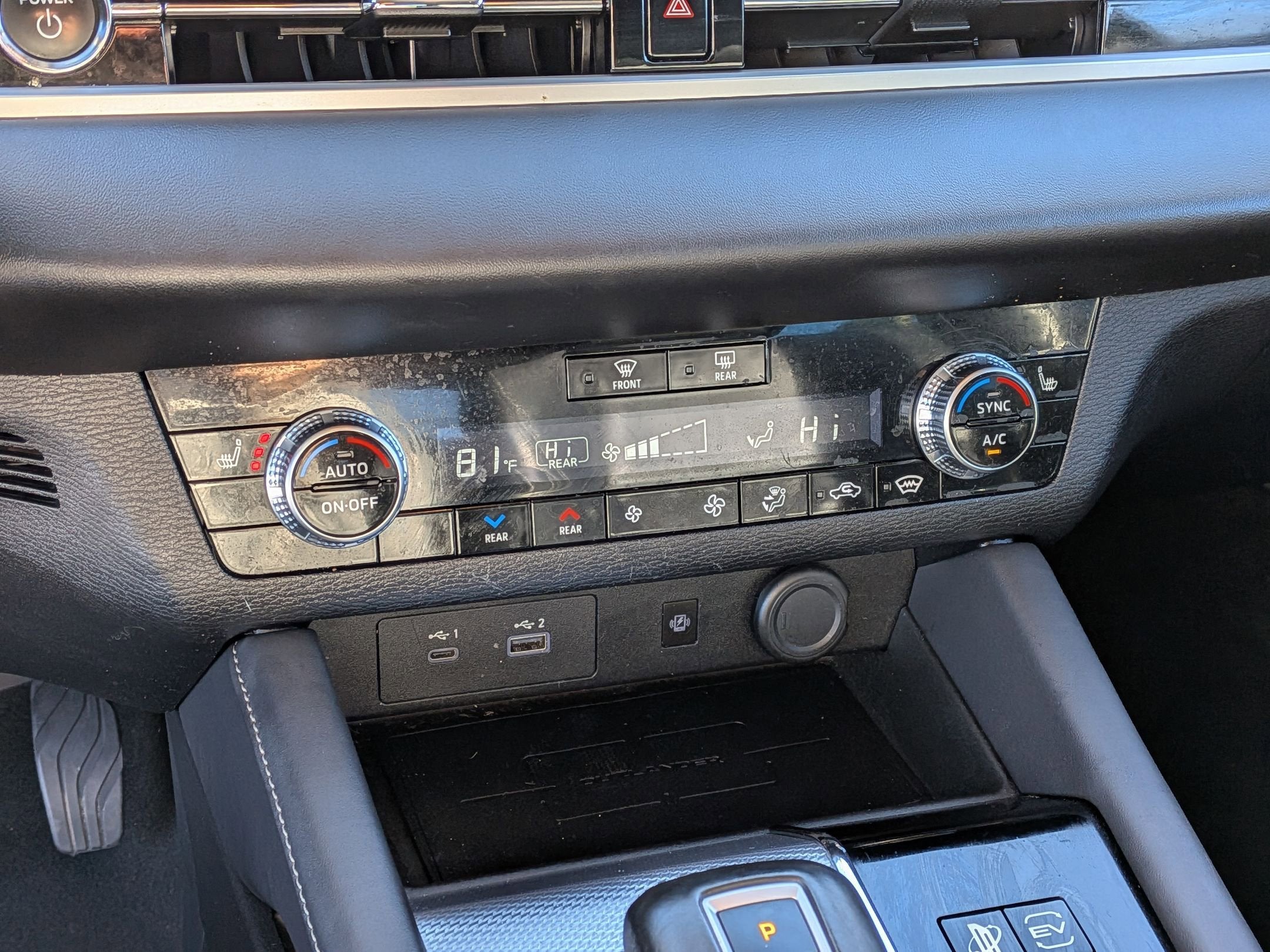 2023 Mitsubishi Outlander PHEV SEL