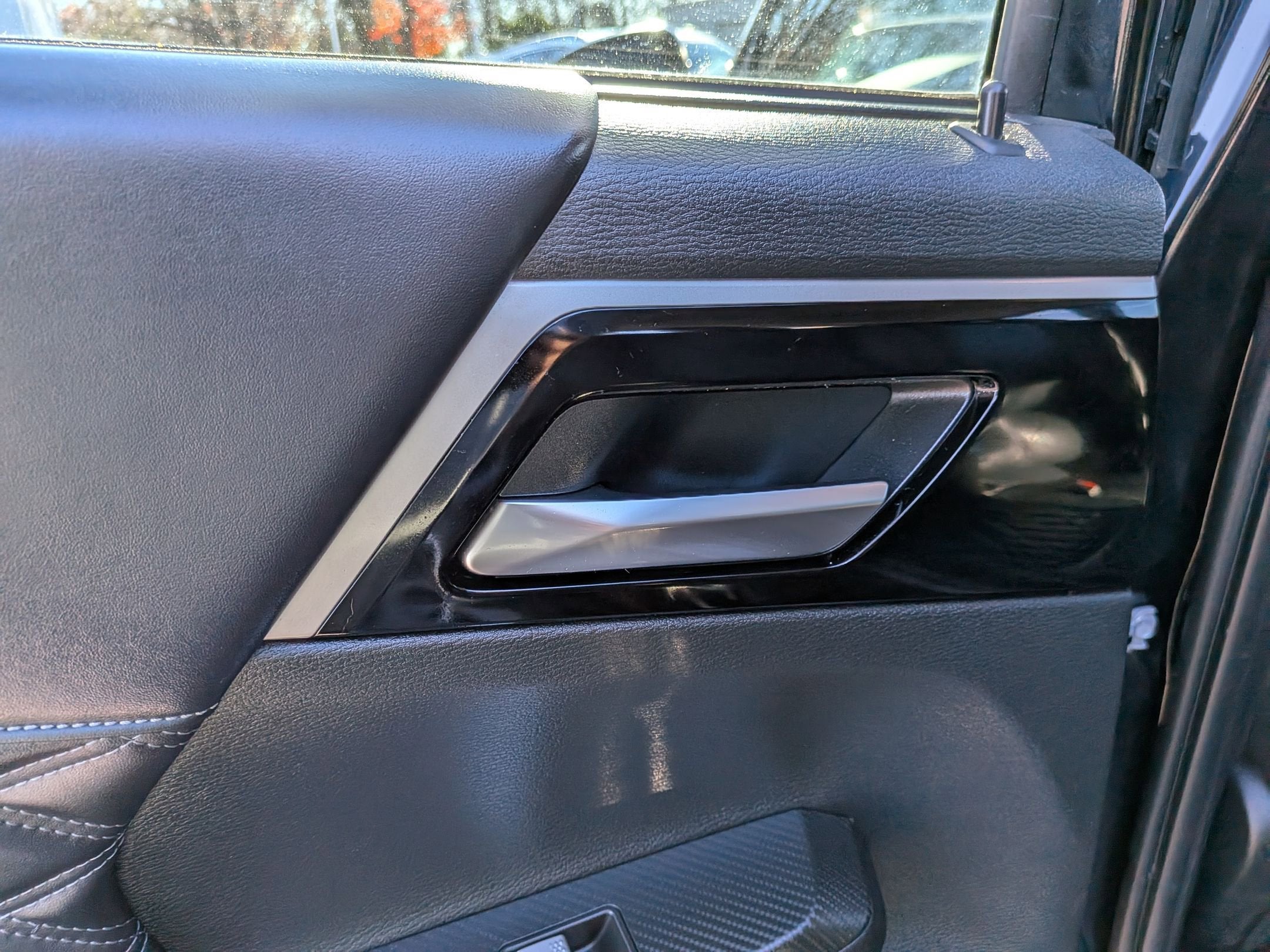 2023 Mitsubishi Outlander PHEV SEL