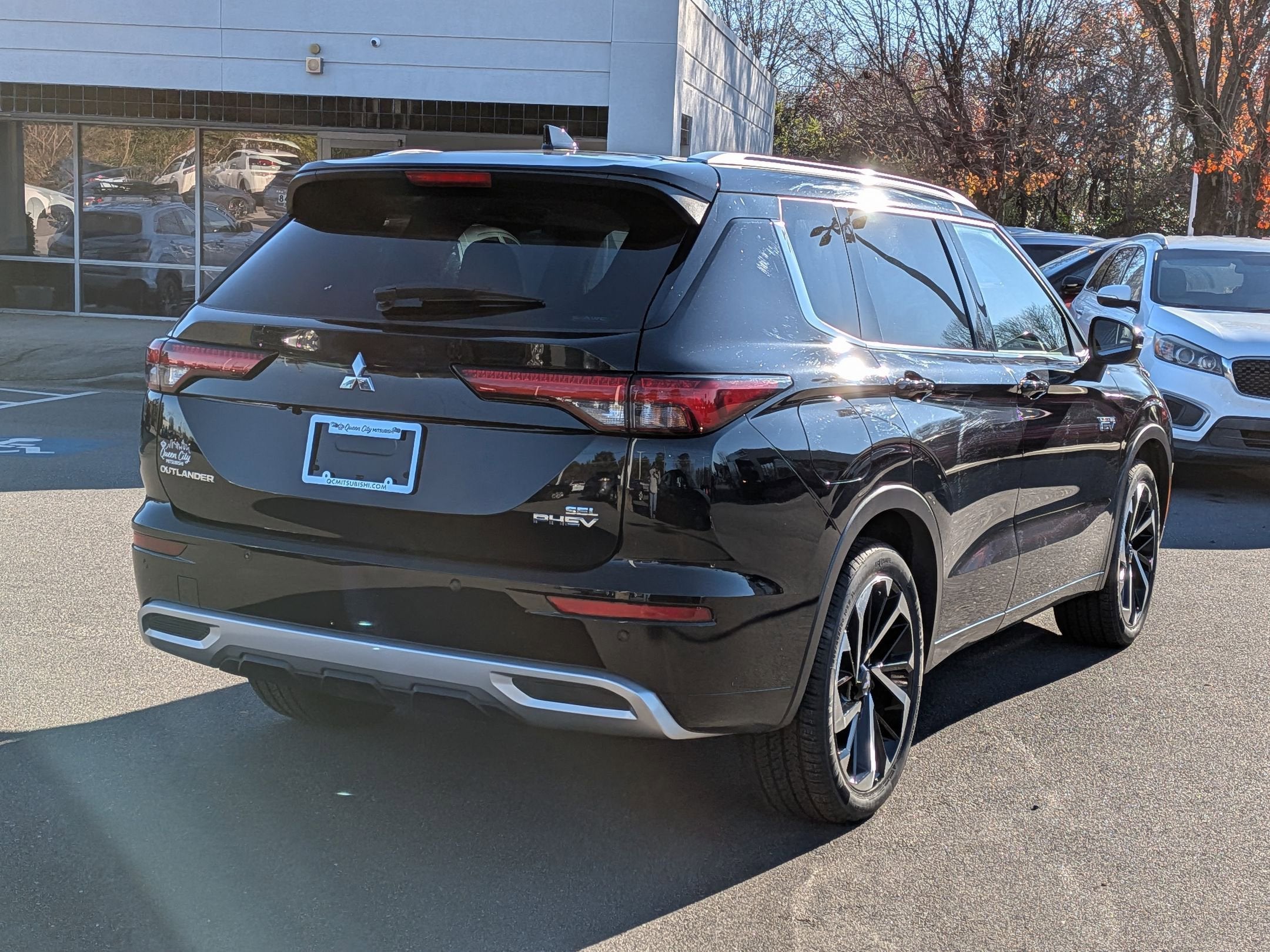 2023 Mitsubishi Outlander PHEV SEL