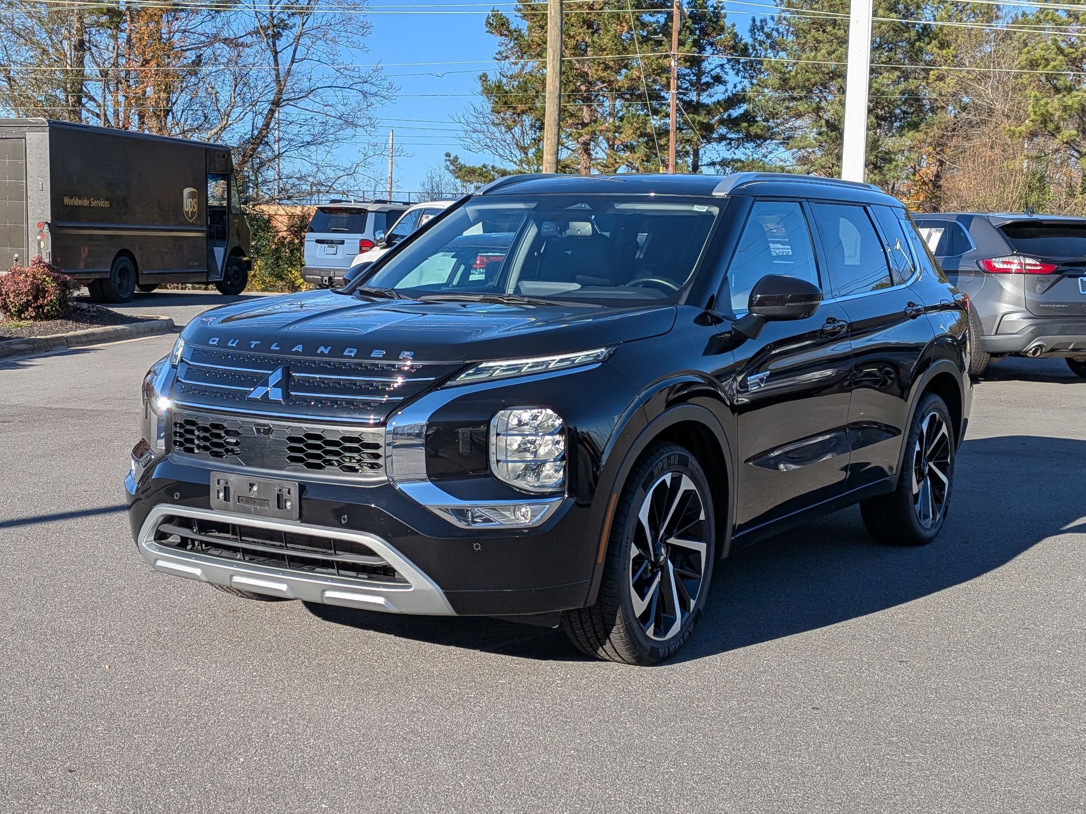 2023 Mitsubishi Outlander PHEV SEL