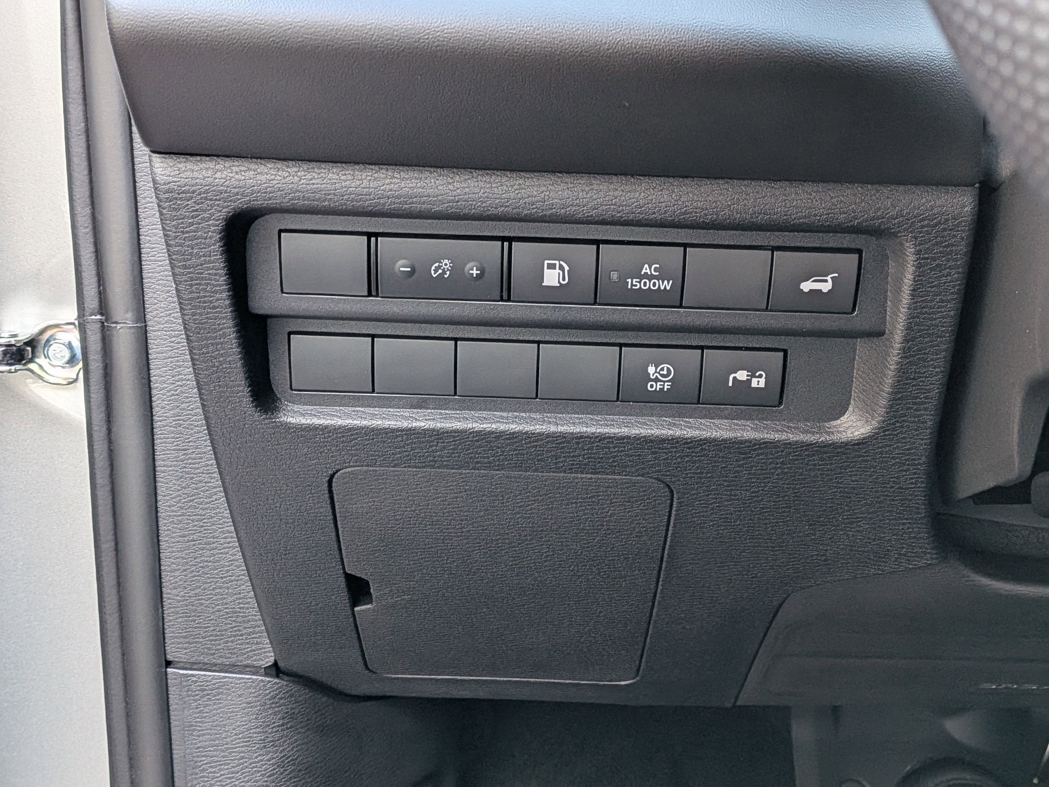 2025 Mitsubishi Outlander Plug-In Hybrid SEL Black Edition