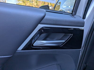 2025 Mitsubishi Outlander Plug-In Hybrid SEL Black Edition