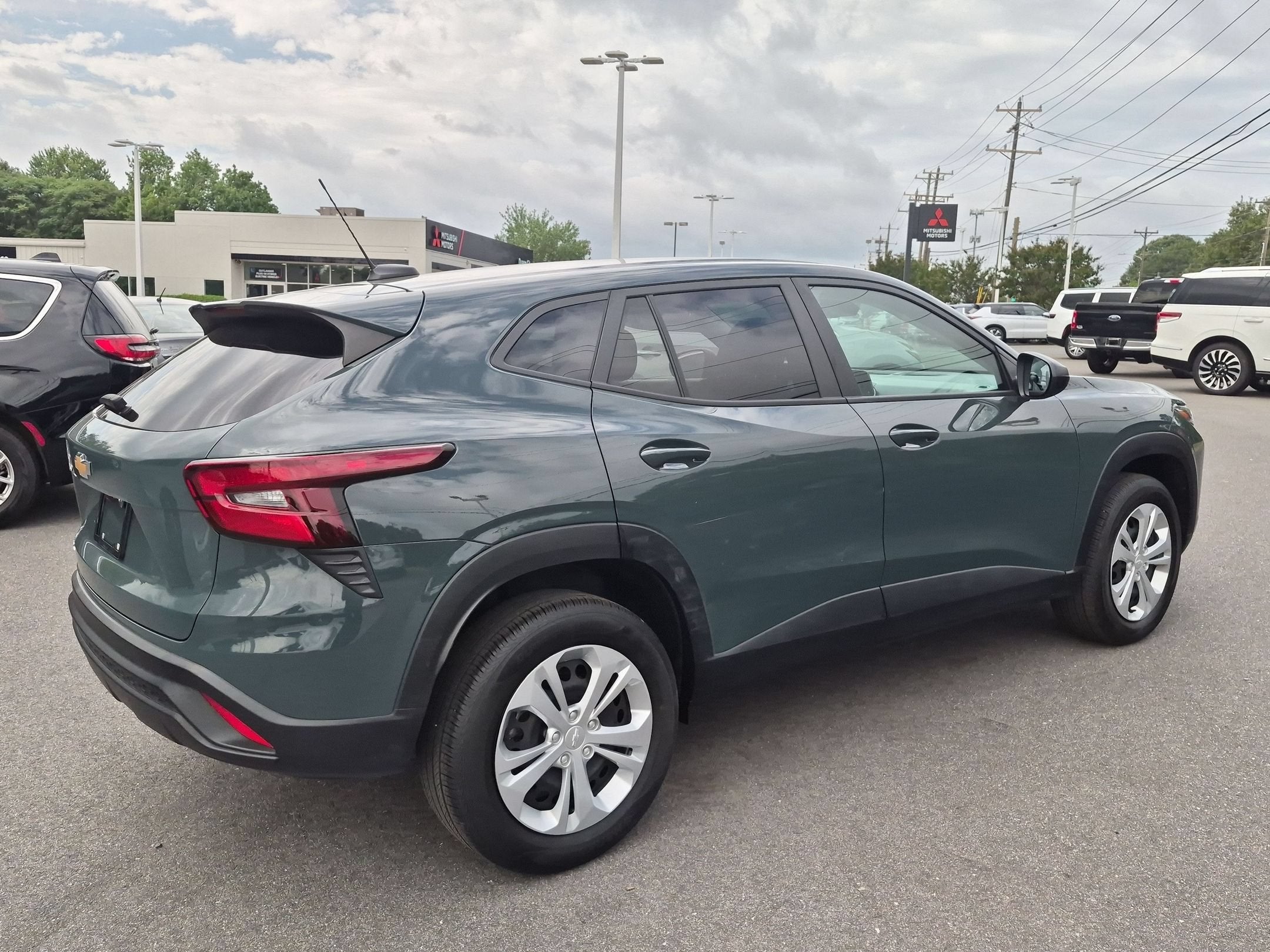 2025 Chevrolet Trax LS