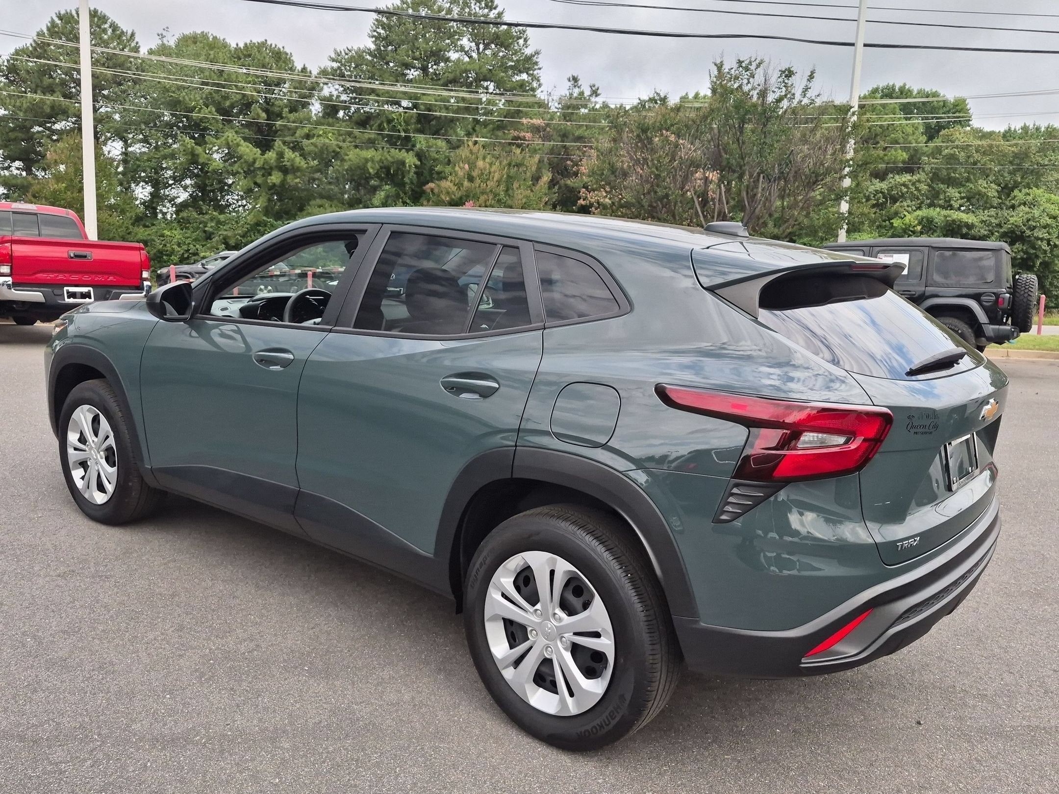 2025 Chevrolet Trax LS