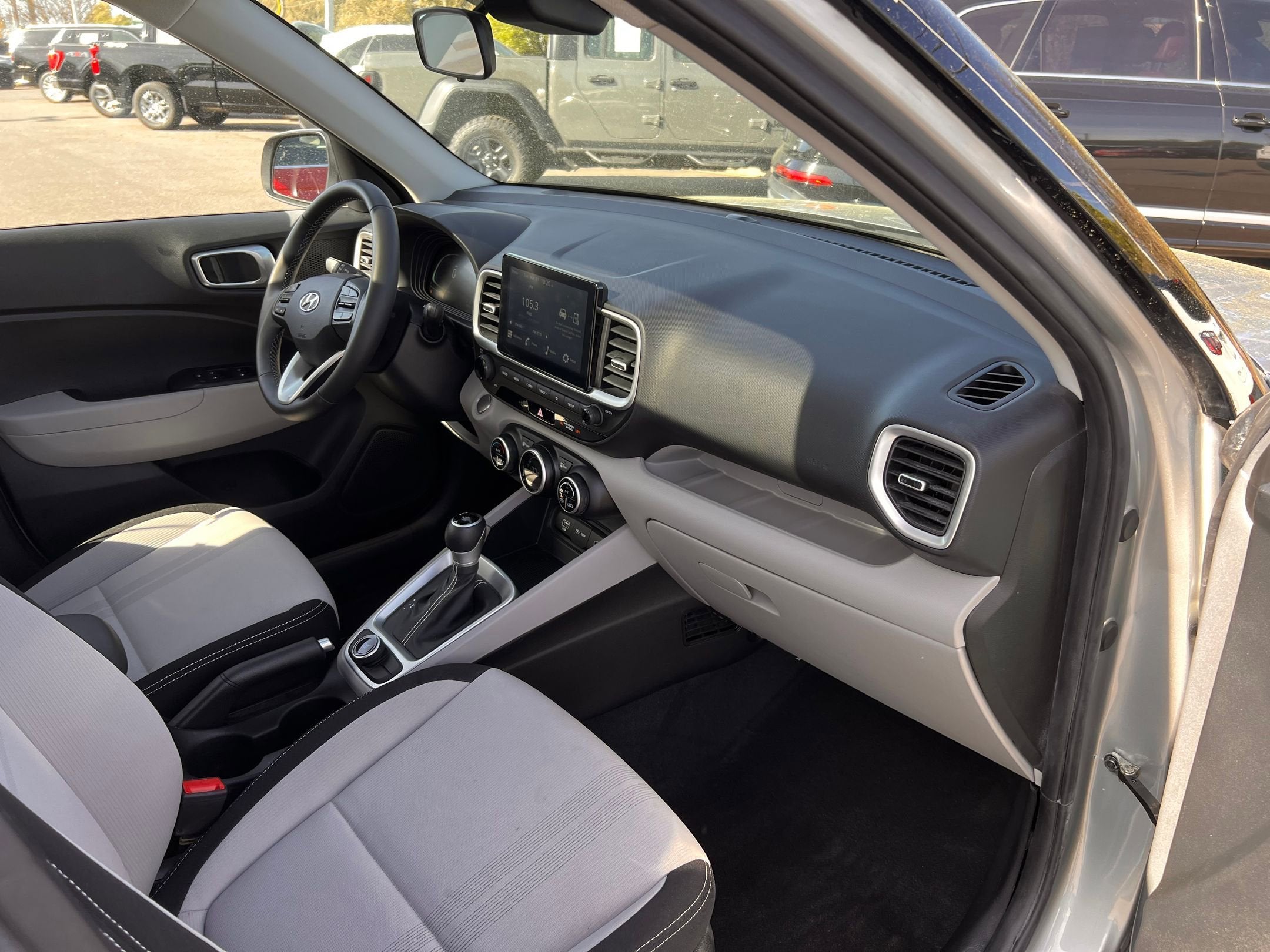 2025 Hyundai Venue SEL