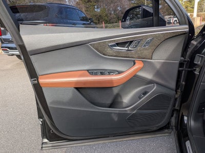 2022 Audi Q7 Prestige